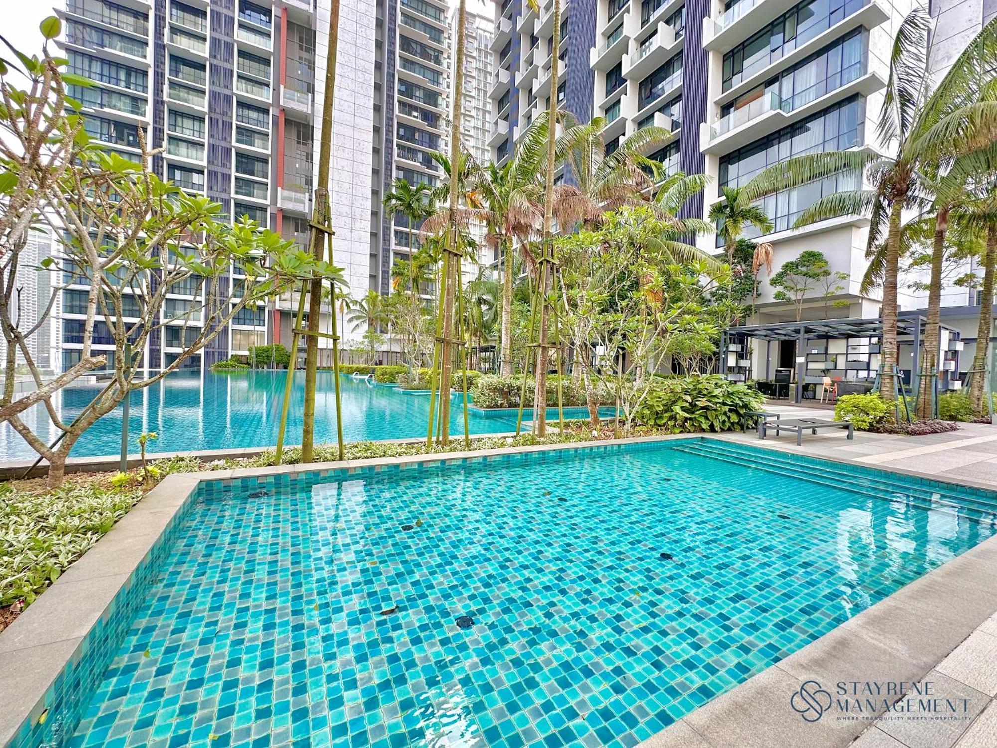 Grand Medini Residence Nusajaya By Stayrene Bagian luar foto